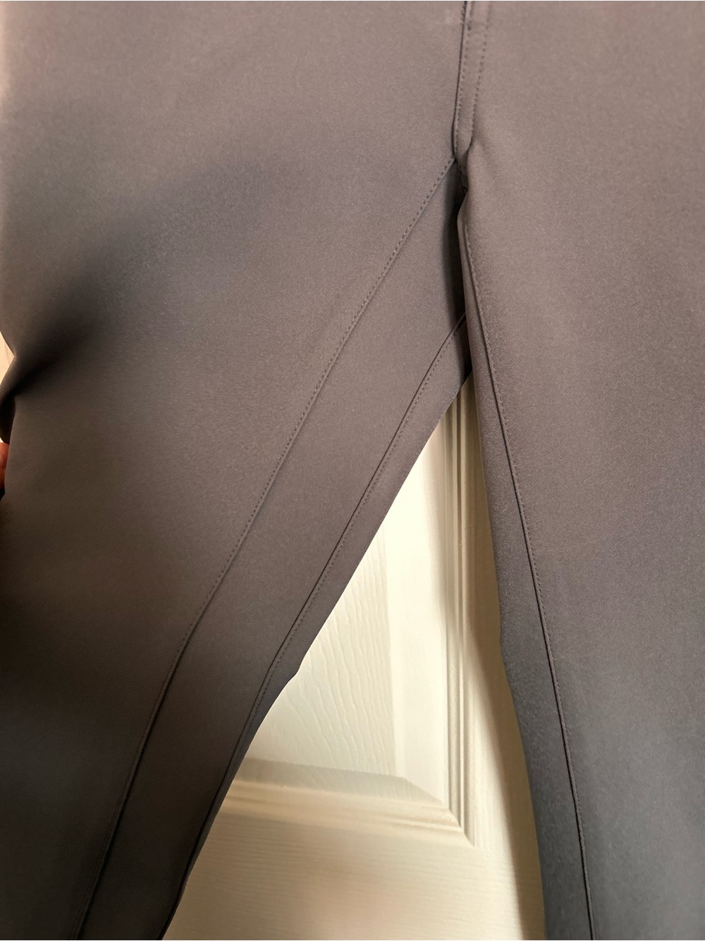 State & Liberty Men’s athletic fit tech chino charcoal NWOT - Picture 5 of 9